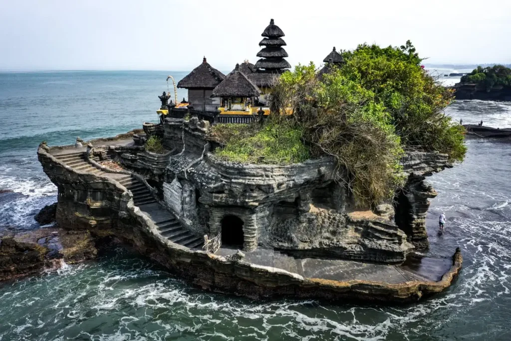 Tanah Lot Temple Sunset Tour